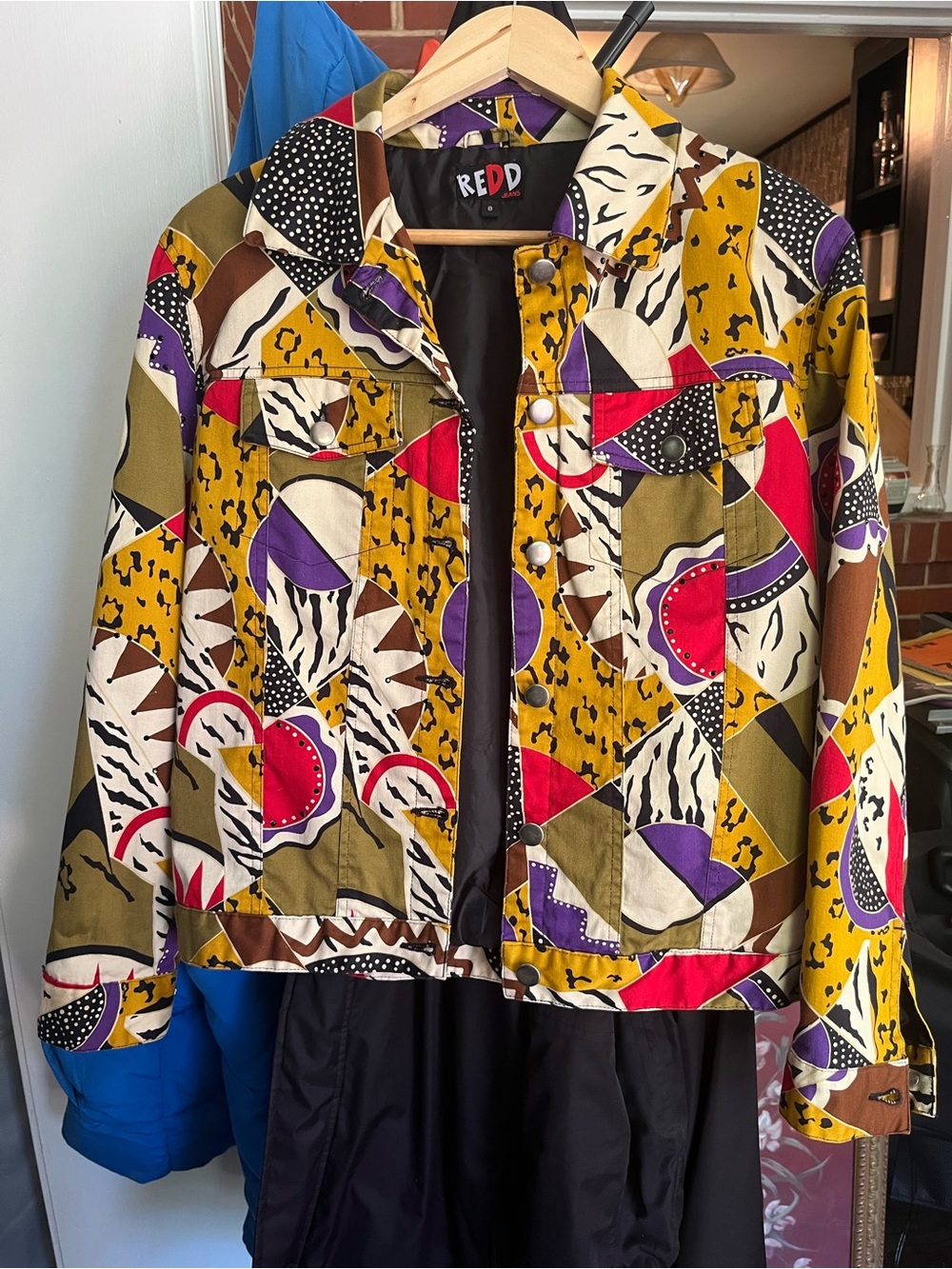 Redd Jeans – Multicolor Geometric & Animal Print Cropped Jean Jacket